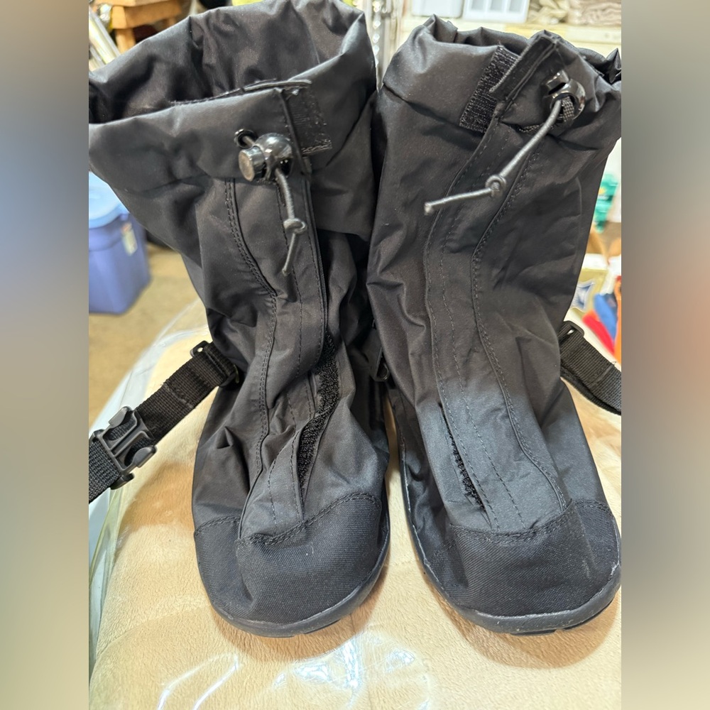 Villager Black Waterproof Shoe Covers